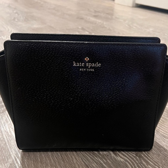 kate spade Handbags - Black Kate Spade purse
